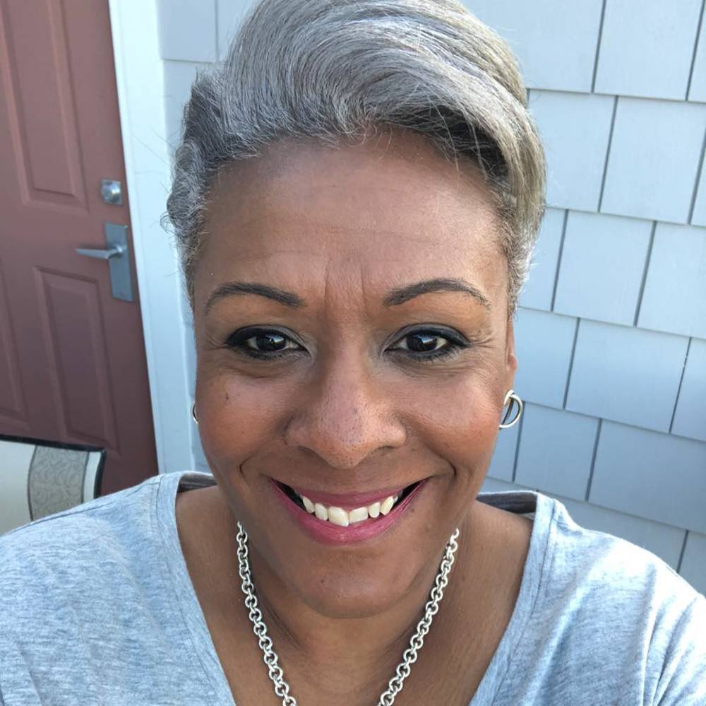 Meet your Posher, Angela